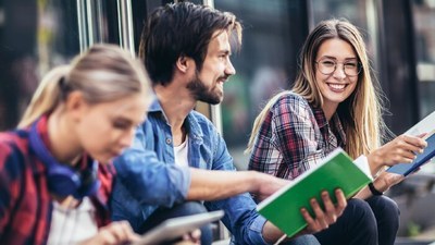 "Weiter mit Bildung": Die Messe für berufliches Weiterkommen, am Donnerstag den 30. Jänner 2025 in Linz! "Weiter mit Bildung": Die Messe für berufliches Weiterkommen, am Donnerstag den 30. Jänner 2025 in Linz!